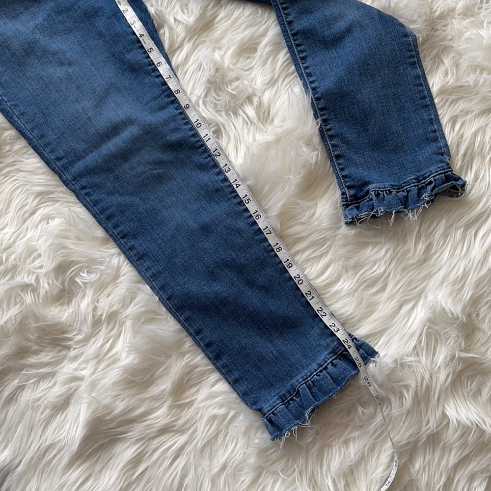 Levi’s Mid Rise Skinny Ruffle Hem Jeans Size 8 - Picture 14 of 14